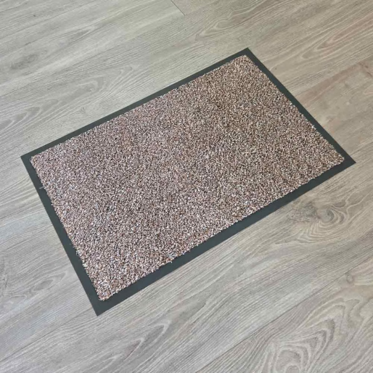  Kingston Mucktrapper Coffee  60 x 40cm