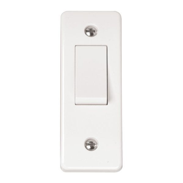 Click 10AX 1 Gang 2 Way Architrave Switch 